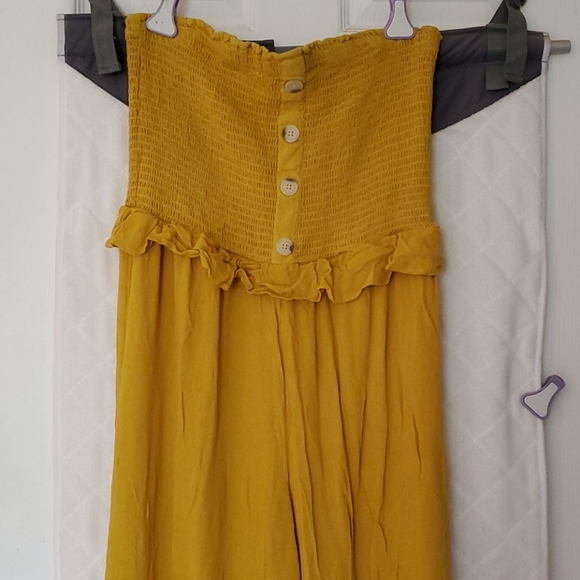 Jumpsuit - Picture 1 of 4